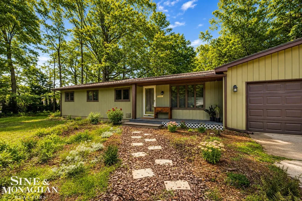 3131 King Road China Township, MI 48054