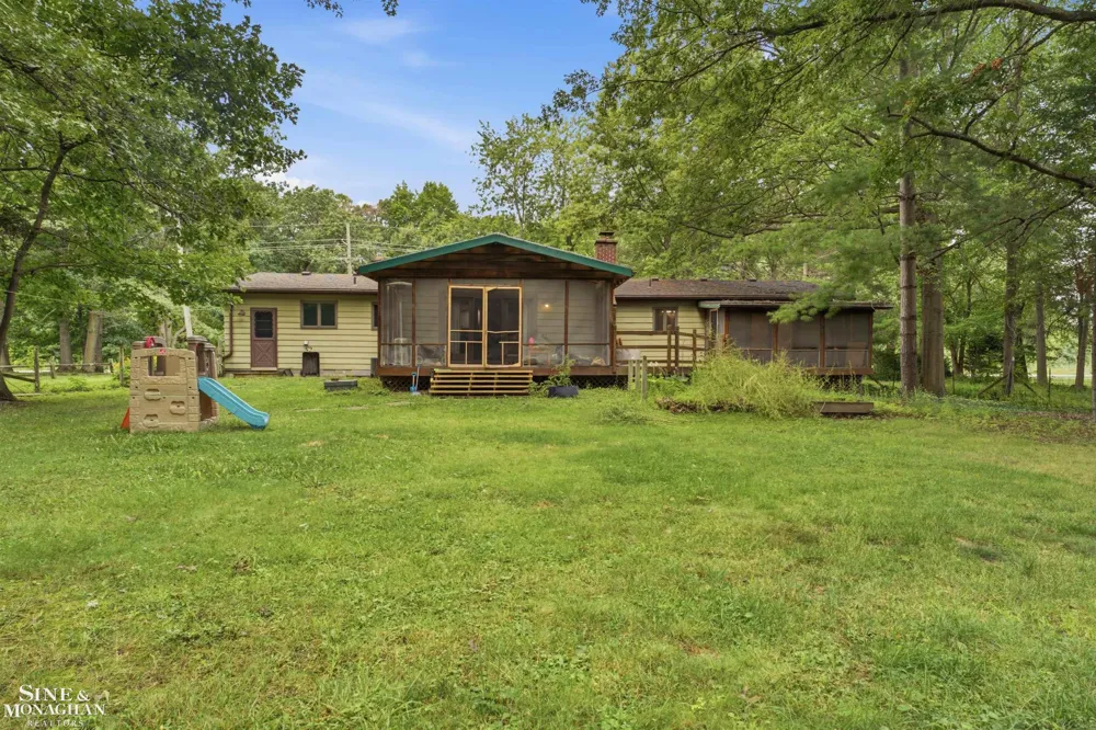 3131 King Road China Township, MI 48054
