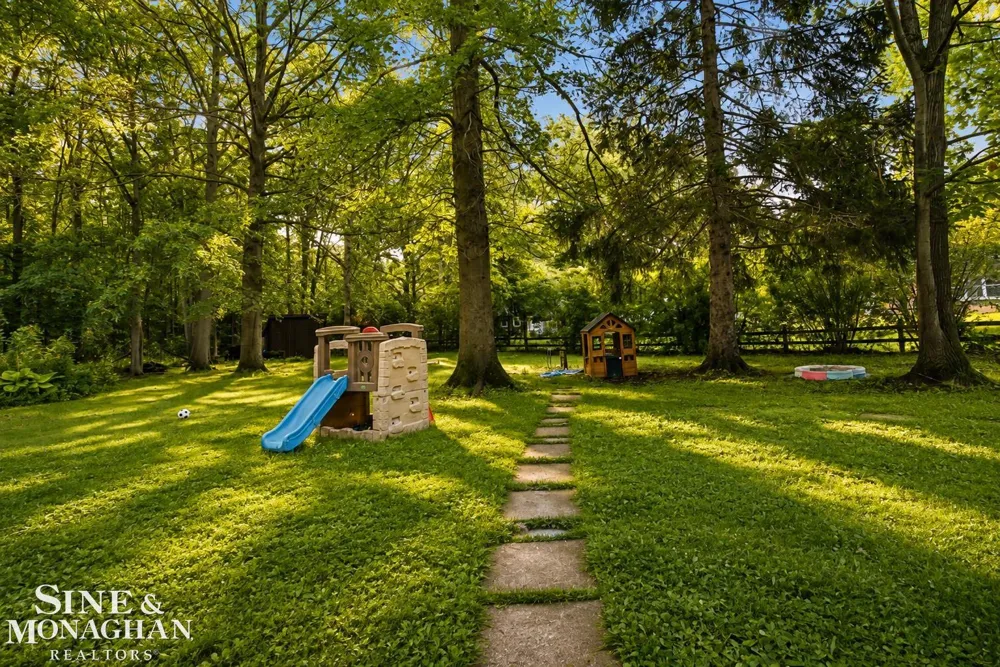 3131 King Road China Township, MI 48054