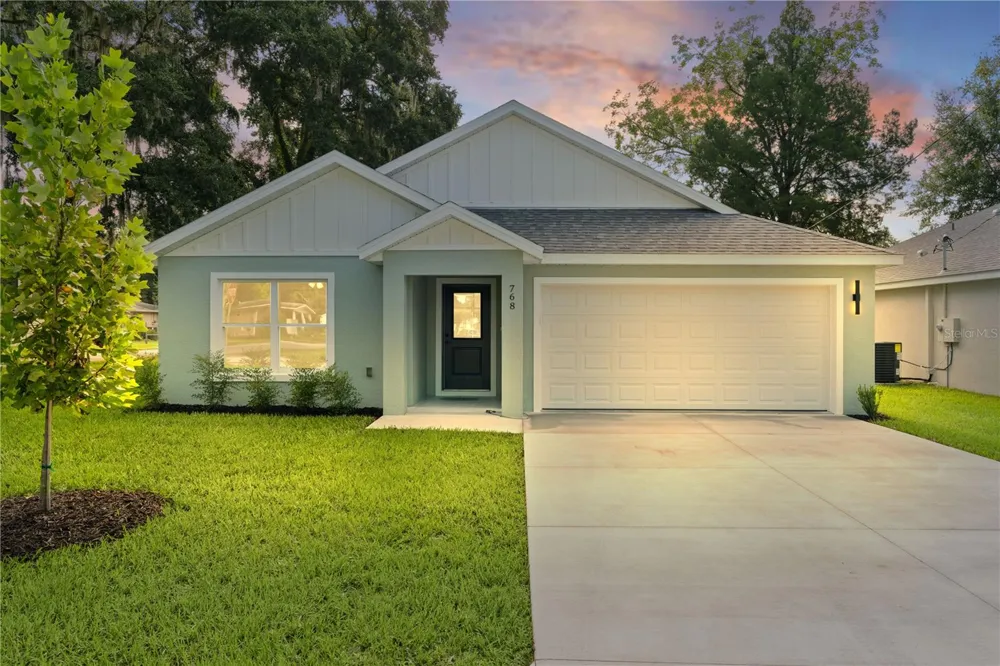 110 SEQUOIA TRAIL Ocklawaha, FL 32179