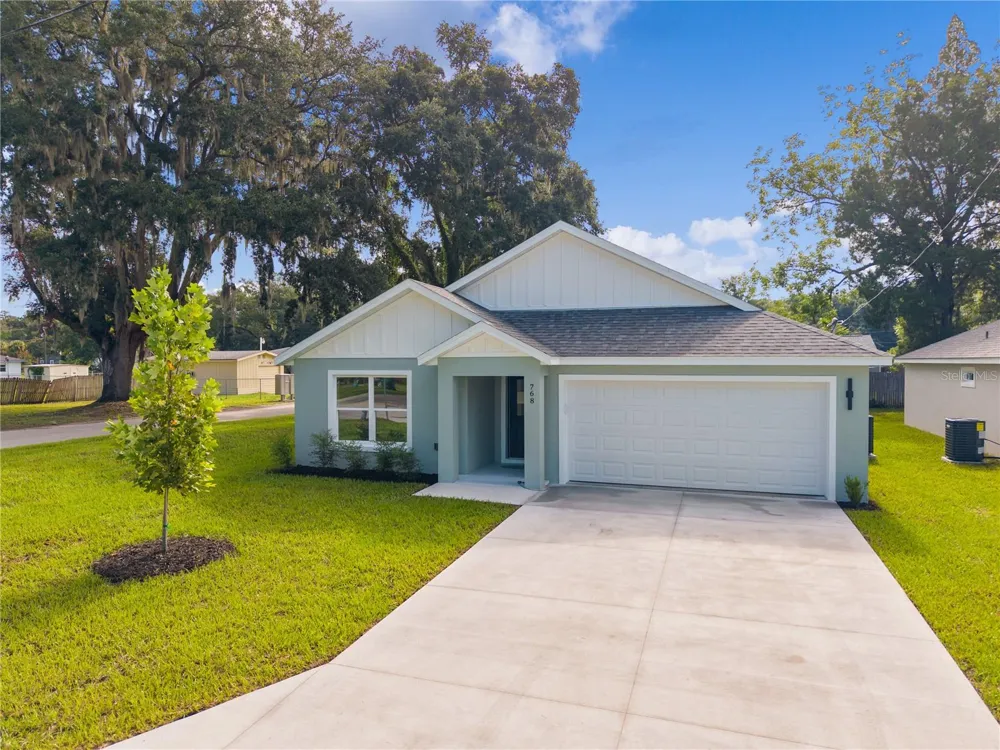 110 SEQUOIA TRAIL Ocklawaha, FL 32179