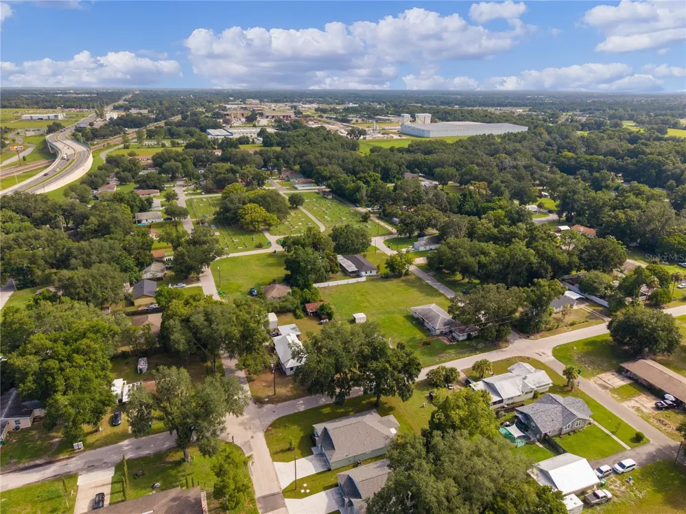 110 SEQUOIA TRAIL Ocklawaha, FL 32179