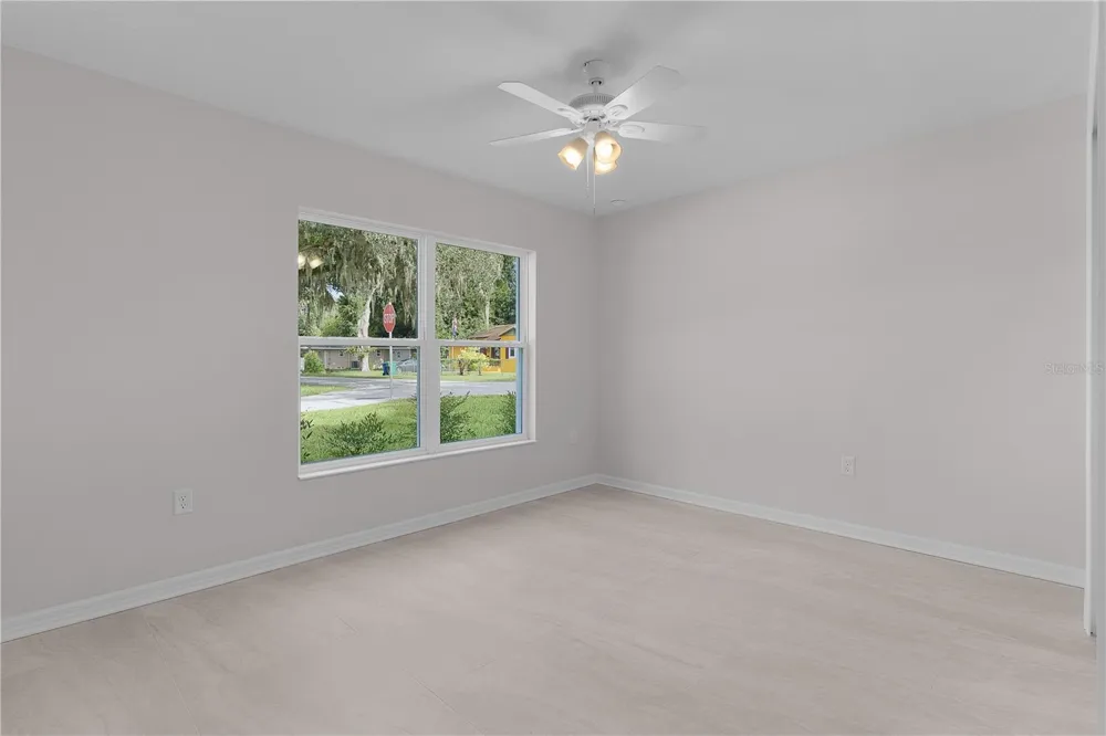 110 SEQUOIA TRAIL Ocklawaha, FL 32179