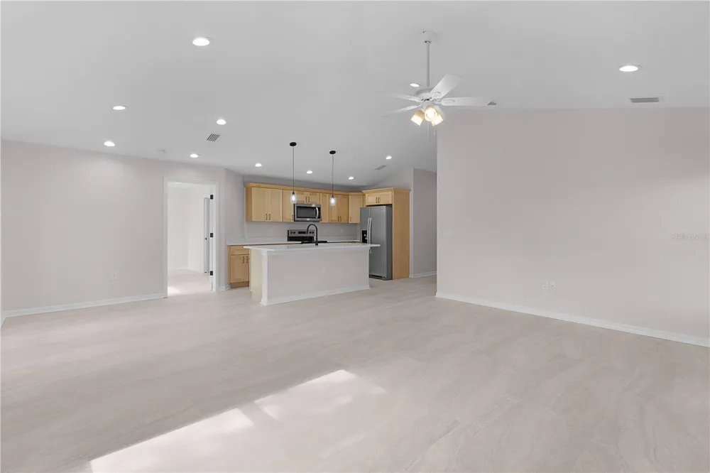 110 SEQUOIA TRAIL Ocklawaha, FL 32179