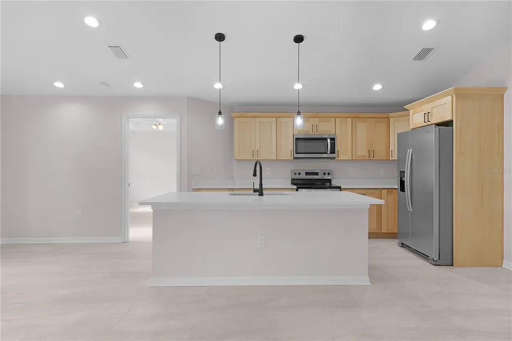 110 SEQUOIA TRAIL Ocklawaha, FL 32179