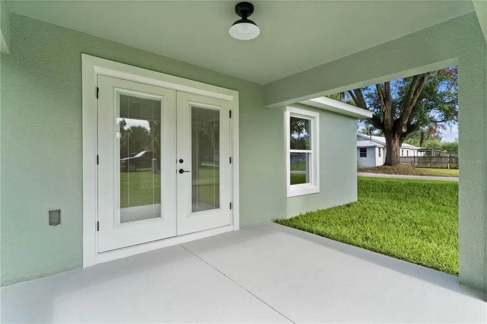 110 SEQUOIA TRAIL Ocklawaha, FL 32179
