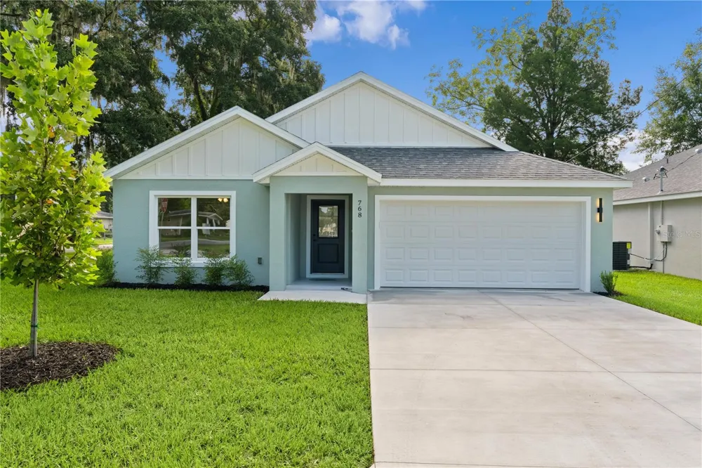 110 SEQUOIA TRAIL Ocklawaha, FL 32179