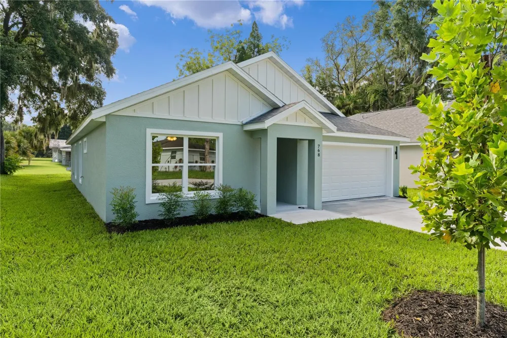 110 SEQUOIA TRAIL Ocklawaha, FL 32179