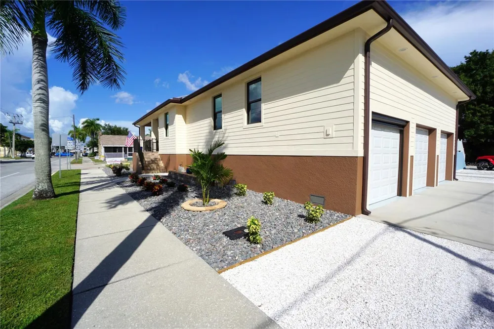 301 GOLDSTEIN STREET Punta Gorda, FL 33950