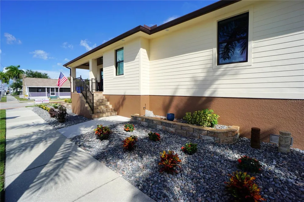 301 GOLDSTEIN STREET Punta Gorda, FL 33950