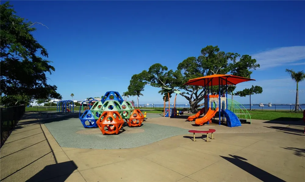 301 GOLDSTEIN STREET Punta Gorda, FL 33950