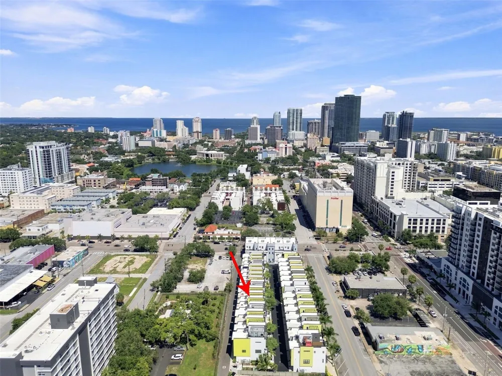 931 ARLINGTON AVENUE St Petersburg, FL 33705