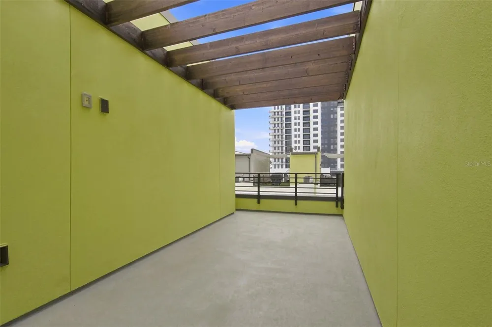 931 ARLINGTON AVENUE St Petersburg, FL 33705