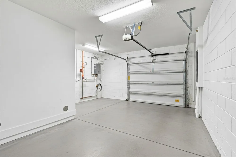 931 ARLINGTON AVENUE St Petersburg, FL 33705