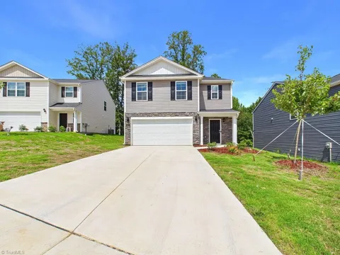1547 Hamilton Hills Drive