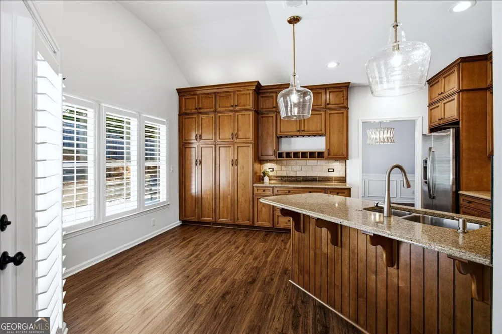 2175 Monroe DR Alpharetta, GA 30004