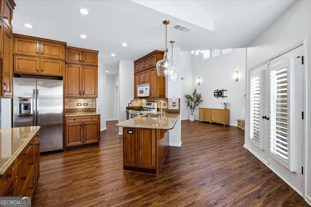 2175 Monroe DR Alpharetta, GA 30004