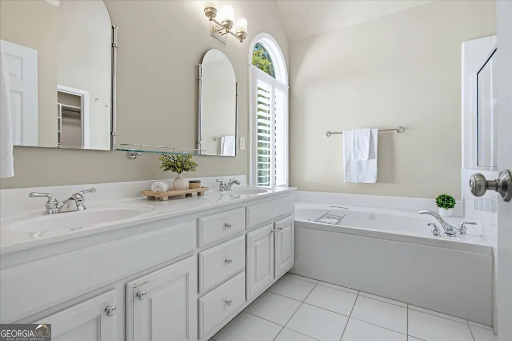 2175 Monroe DR Alpharetta, GA 30004