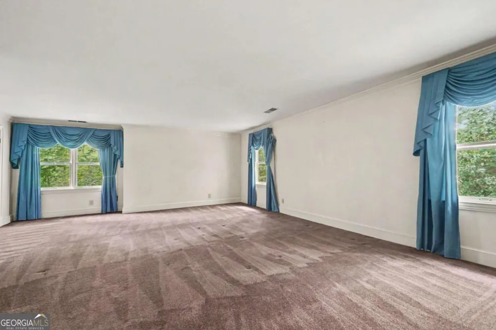 6415 River Chase CIR Sandy Springs, GA 30328