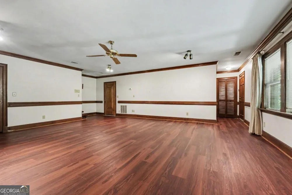 6415 River Chase CIR Sandy Springs, GA 30328