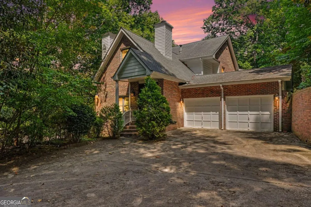 6415 River Chase CIR Sandy Springs, GA 30328