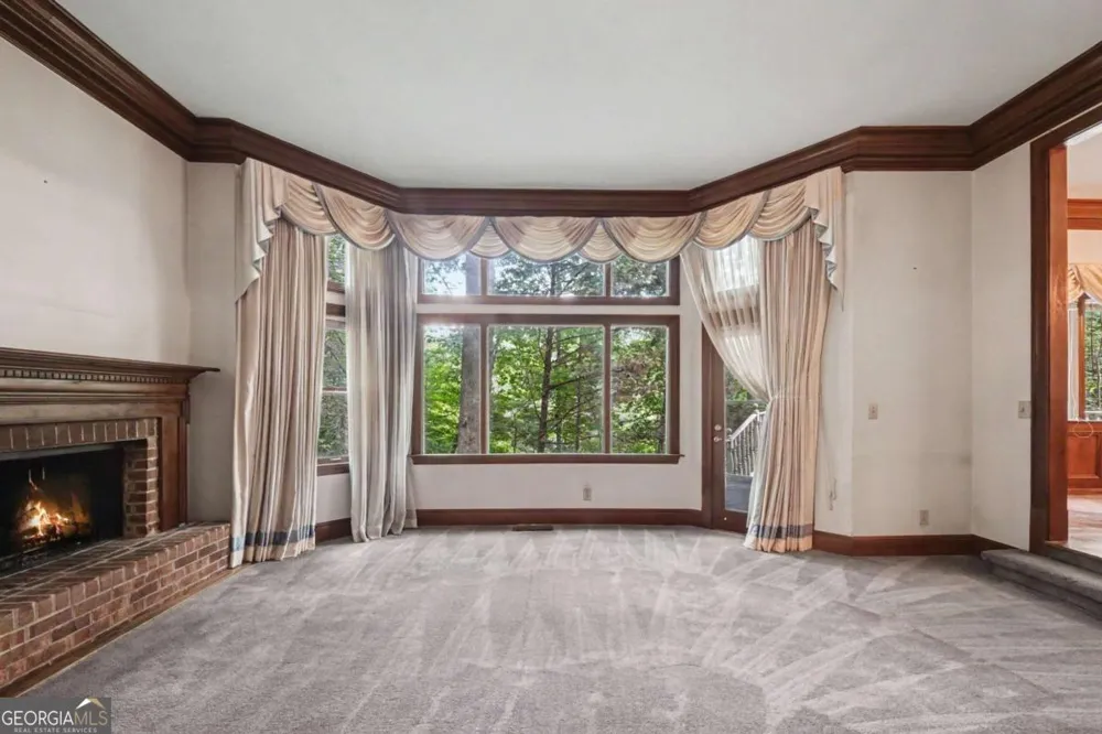 6415 River Chase CIR Sandy Springs, GA 30328