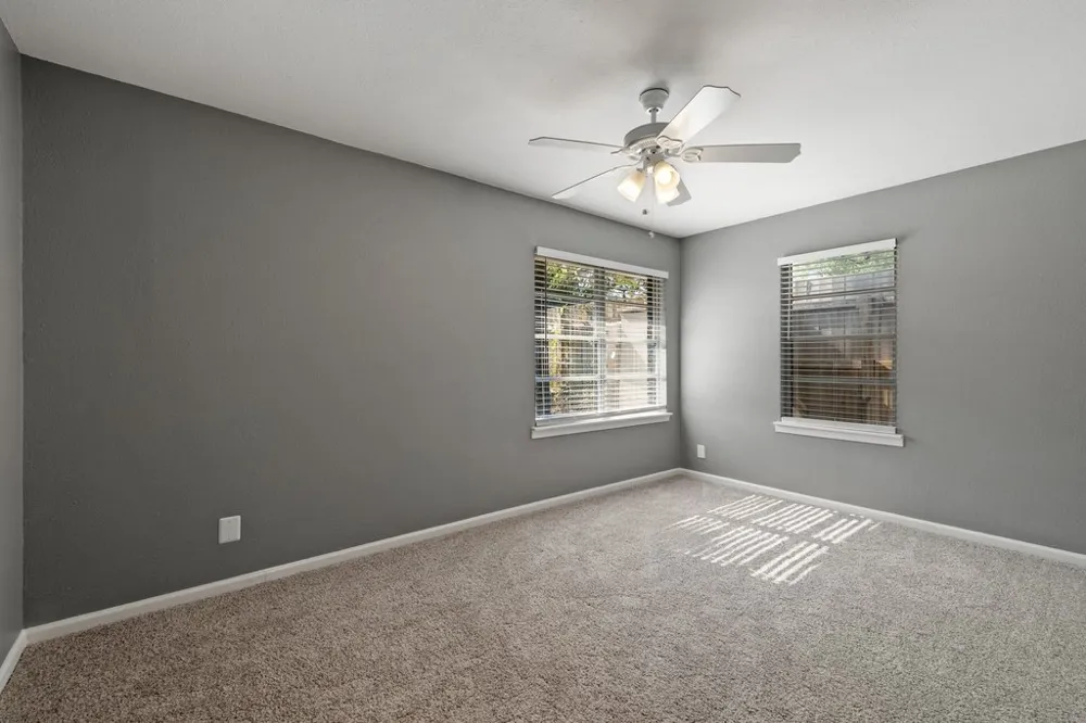 2411 S 6th Street Austin, TX 78704