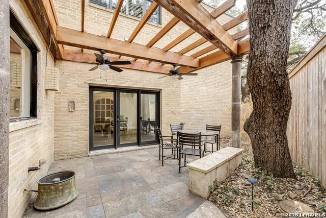 7110 PONIENTE LN #E San Antonio, TX 78209