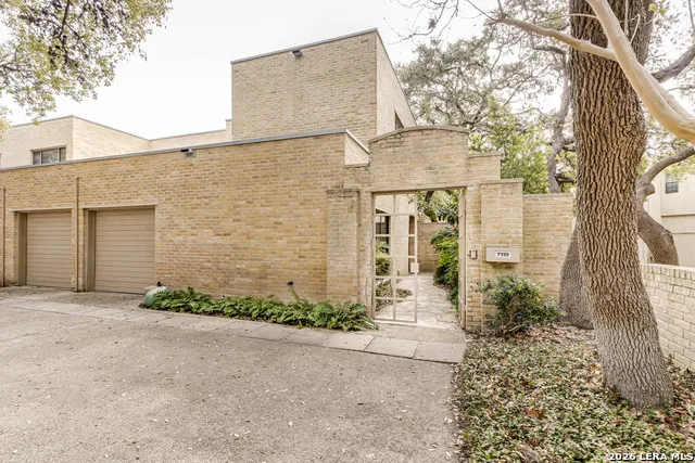 7110 PONIENTE LN #E San Antonio, TX 78209