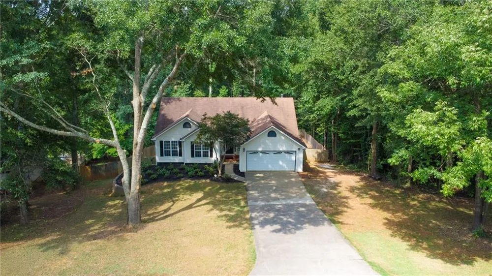4267 Riviere PT Gainesville, GA 30507