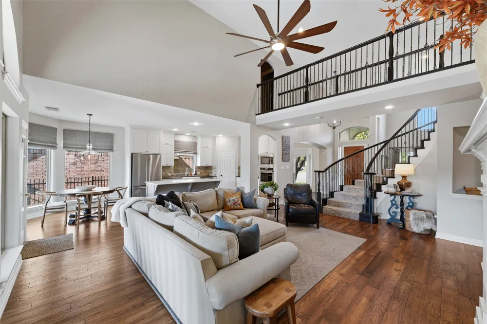 1530 Fairlakes Pointe Drive Rockwall, TX 75087