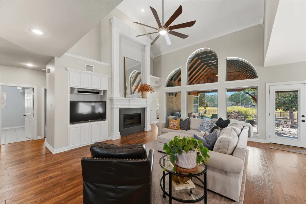1530 Fairlakes Pointe Drive Rockwall, TX 75087