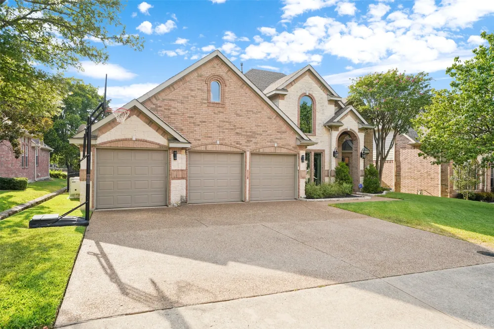 1530 Fairlakes Pointe Drive Rockwall, TX 75087