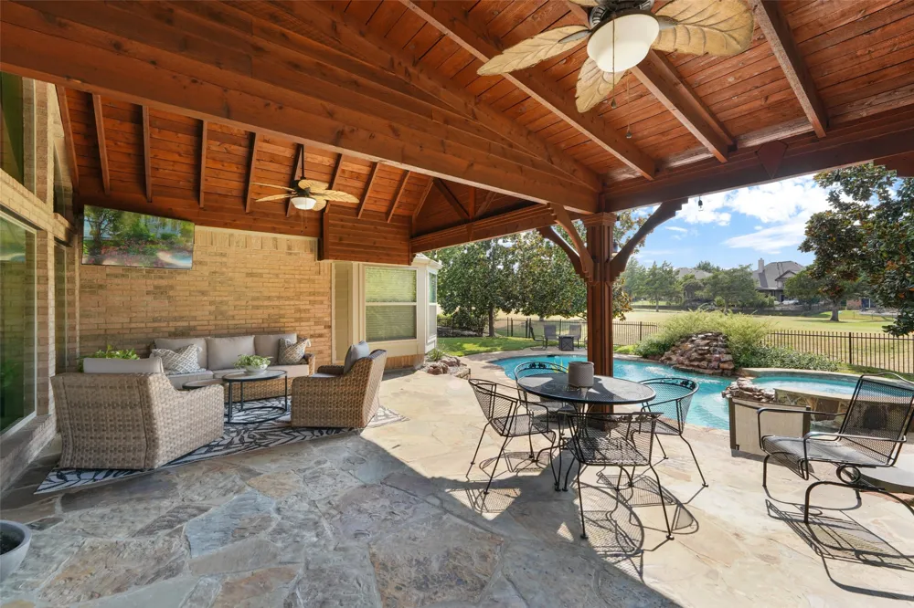 1530 Fairlakes Pointe Drive Rockwall, TX 75087