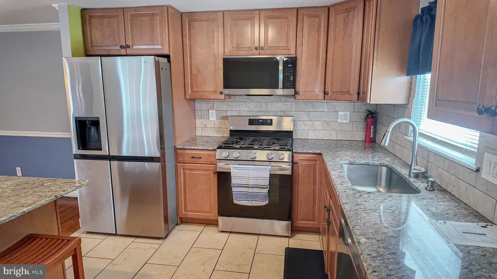 8520 BRIDLE ROAD Philadelphia, PA 19111