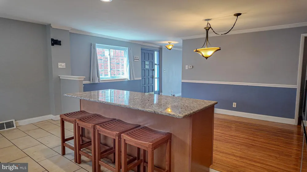 8520 BRIDLE ROAD Philadelphia, PA 19111