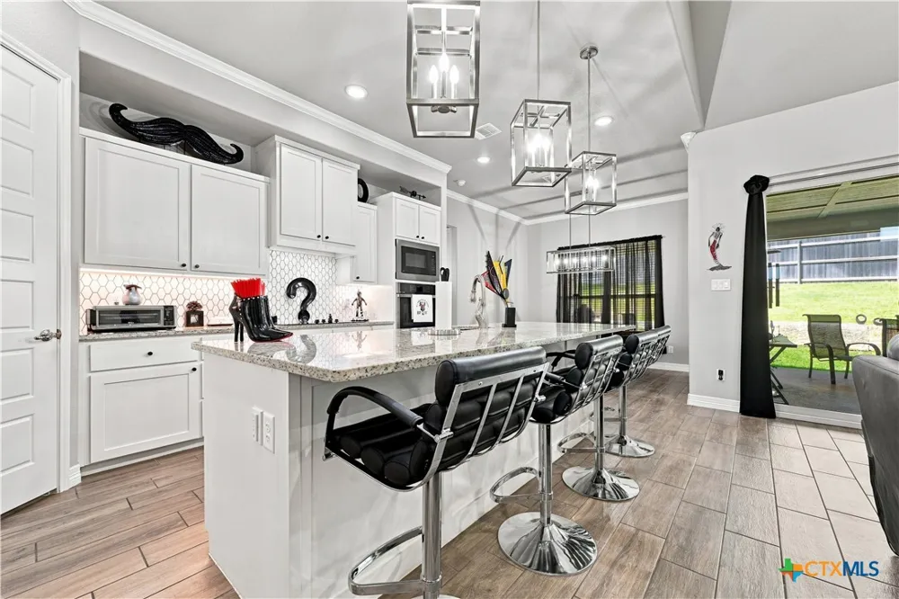 3018 Box Canyon Circle Nolanville, TX 76559