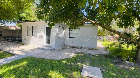841 S 24th Ave