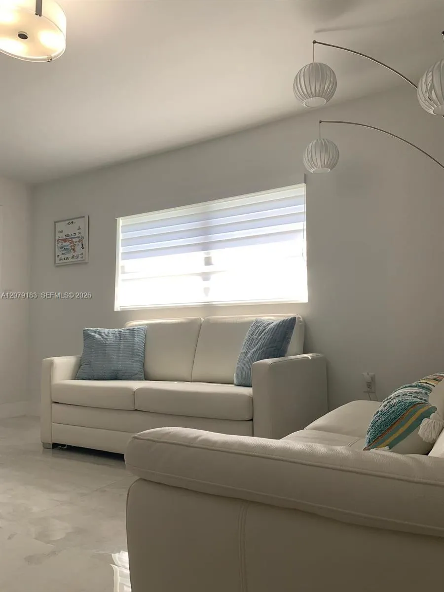 841 S 24th Ave Hollywood, FL 33020