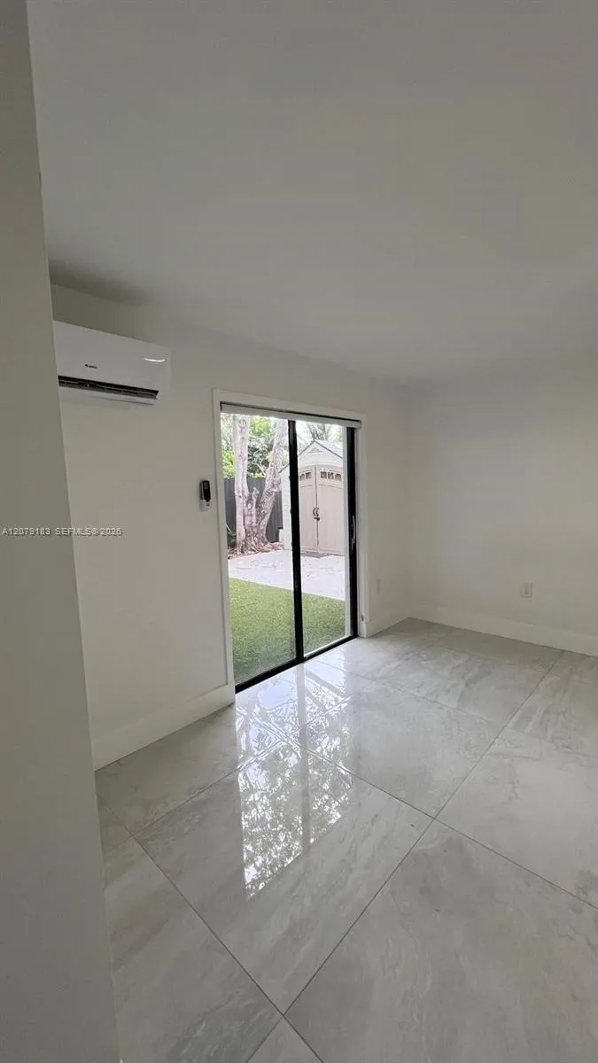 841 S 24th Ave Hollywood, FL 33020