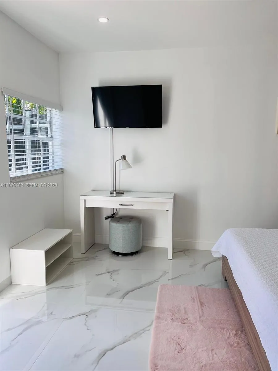 841 S 24th Ave Hollywood, FL 33020