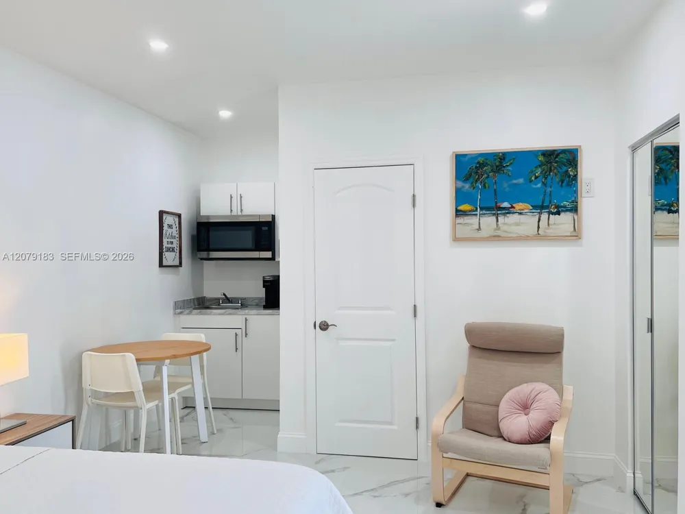 841 S 24th Ave Hollywood, FL 33020