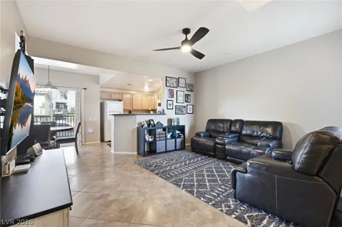 6868 Sky Pointe Drive #1073