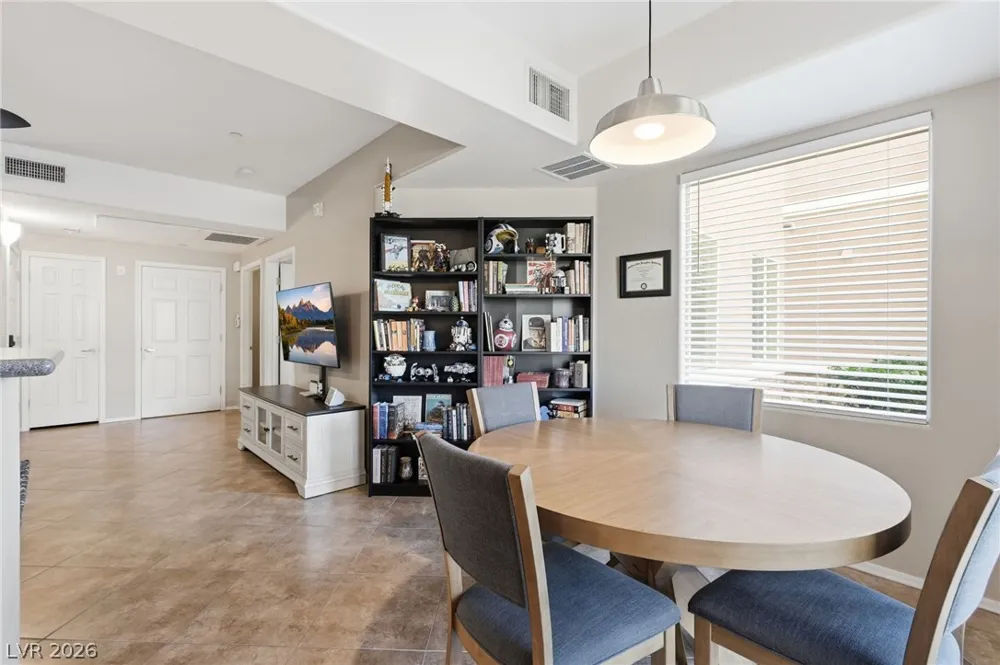 6868 Sky Pointe Drive #1073 Las Vegas, NV 89131