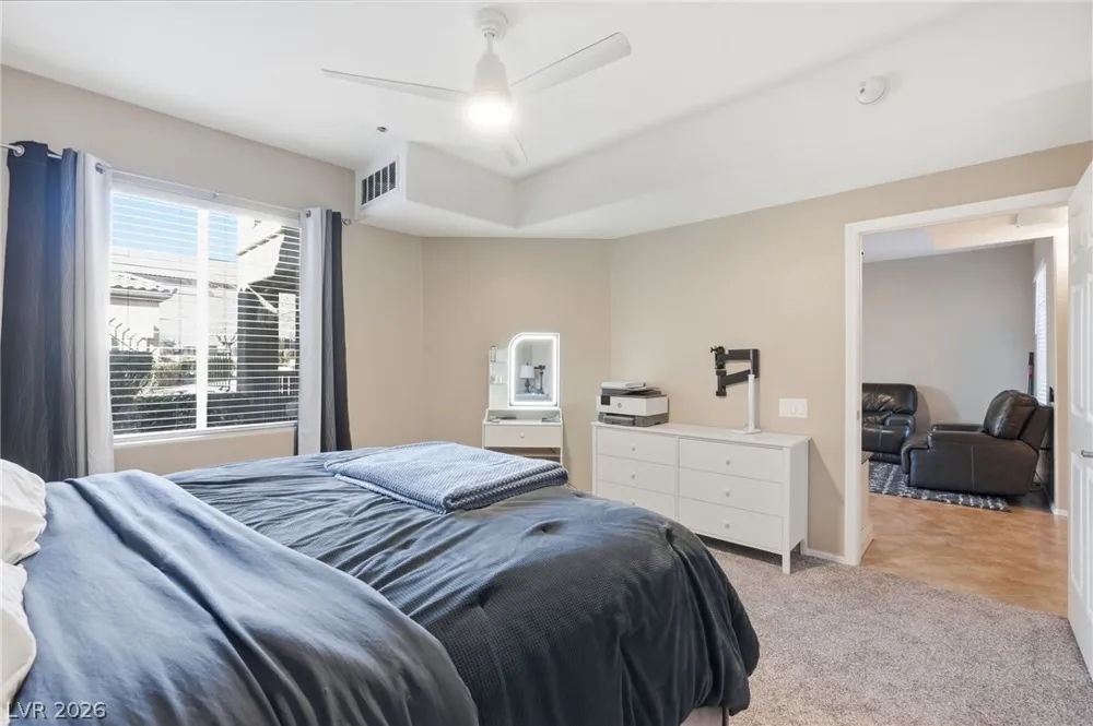 6868 Sky Pointe Drive #1073 Las Vegas, NV 89131