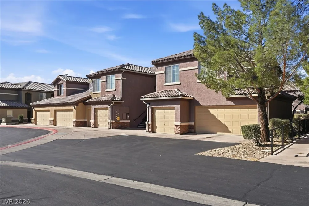 6868 Sky Pointe Drive #1073 Las Vegas, NV 89131