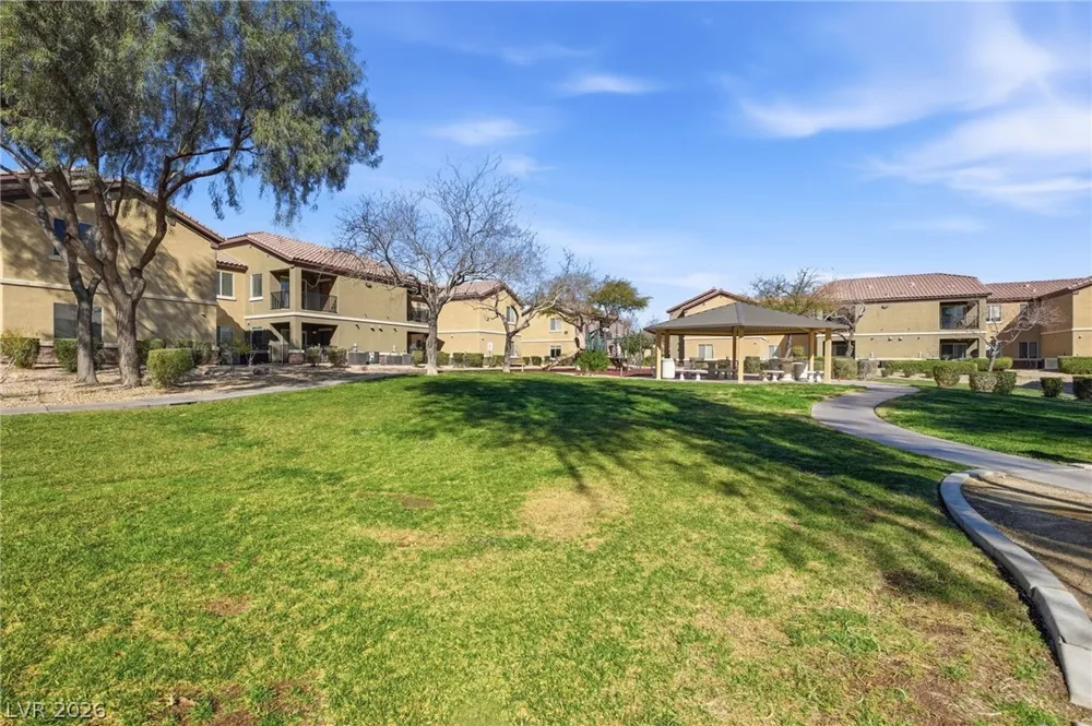 6868 Sky Pointe Drive #1073 Las Vegas, NV 89131