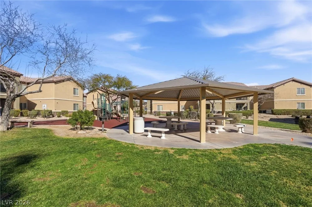 6868 Sky Pointe Drive #1073 Las Vegas, NV 89131