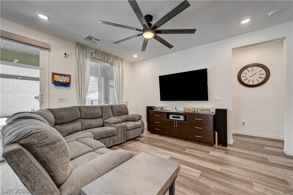 10075 Gila River Street Las Vegas, NV 89178