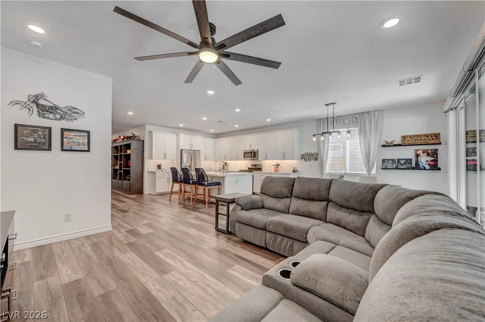 10075 Gila River Street Las Vegas, NV 89178